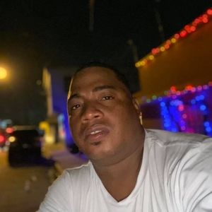 Meet your Posher, Genaro